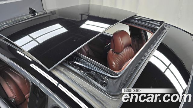 Genesis G90 2022 — photo 18