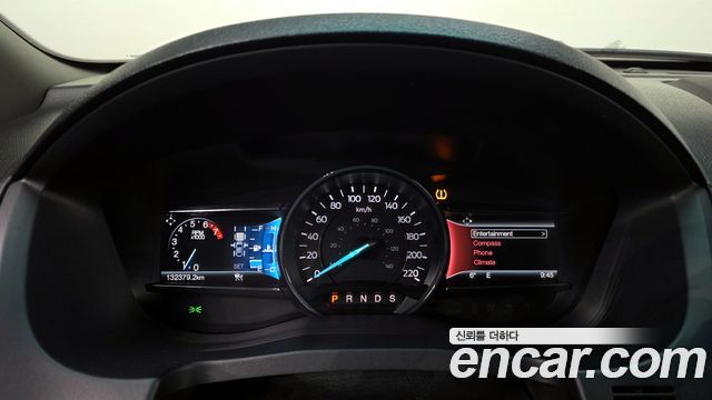 Ford Explorer 2016 — photo 8
