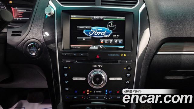 Ford Explorer 2016 — photo 16