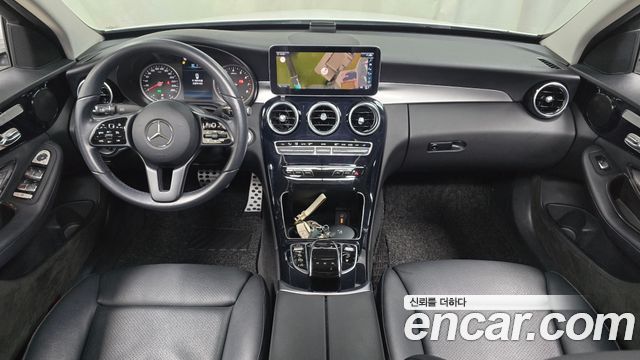 Mercedes-Benz C-Class 2020 — photo 7