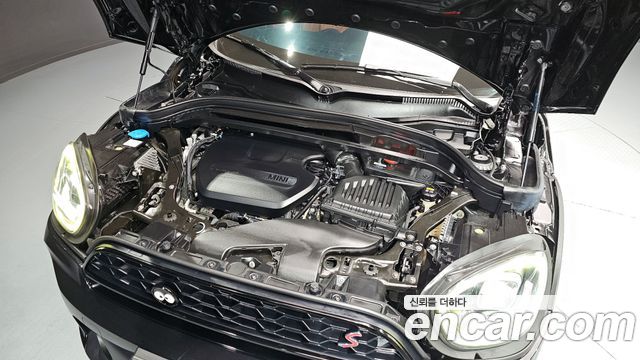 Mini Countryman 2021 — photo 6