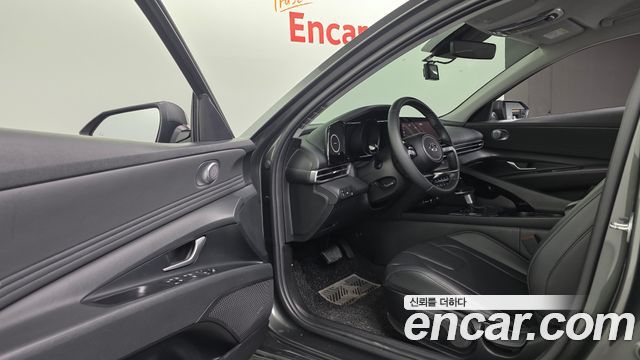 Hyundai AVANTE 2021 — photo 11