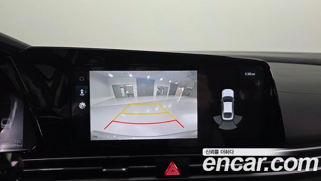 Hyundai AVANTE 2021 — photo 16
