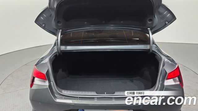 Hyundai AVANTE 2021 — photo 20