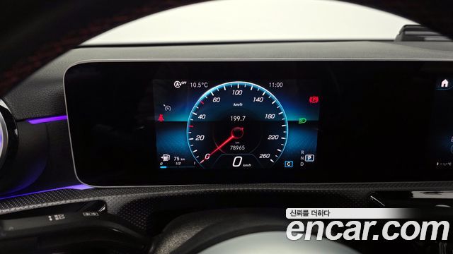 Mercedes-Benz A-Class 2020 — photo 8