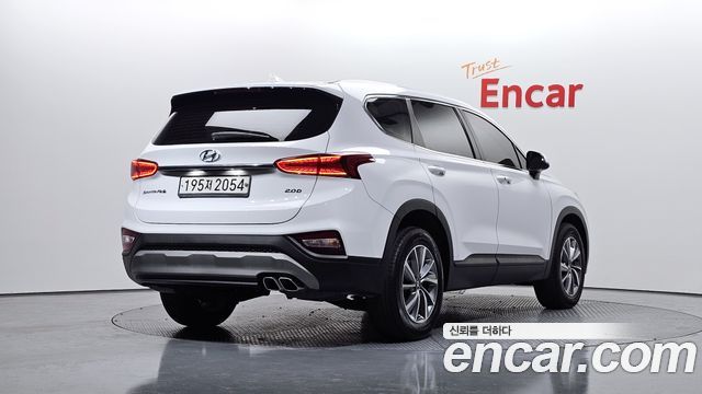 Hyundai Santafe 2019 — photo 2