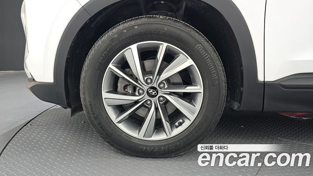 Hyundai Santafe 2019 — photo 5