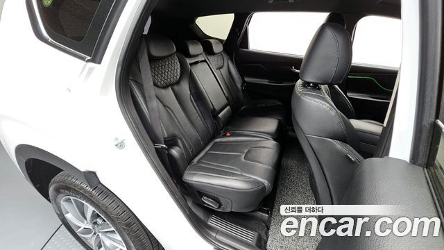 Hyundai Santafe 2019 — photo 12