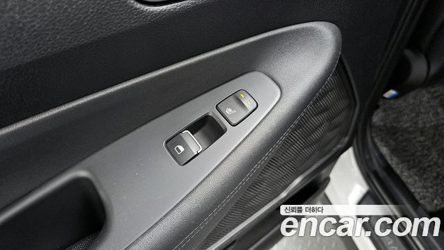 Hyundai Santafe 2019 — photo 18