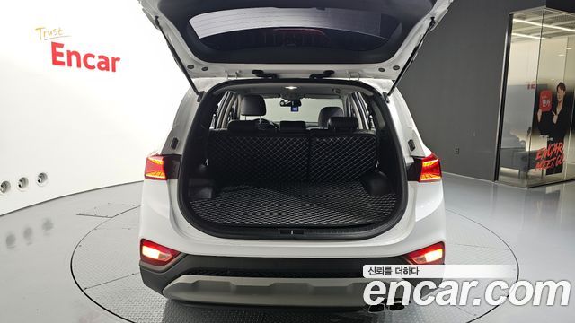 Hyundai Santafe 2019 — photo 20