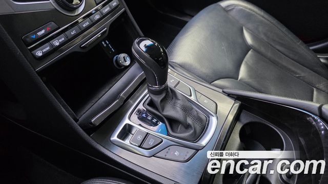 Hyundai Grandeur 2016 — photo 9
