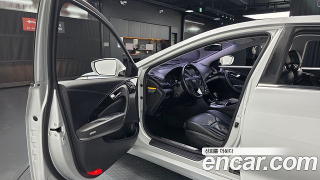 Hyundai Grandeur 2016 — photo 11