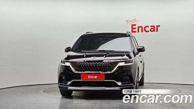 Kia Canival 2021 — photo 3