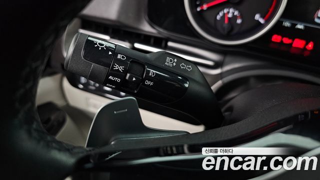 Kia Canival 2021 — photo 16