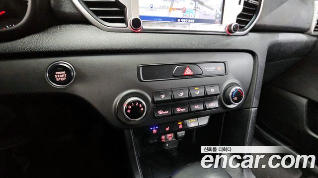 Kia Sportage 2016 — photo 15