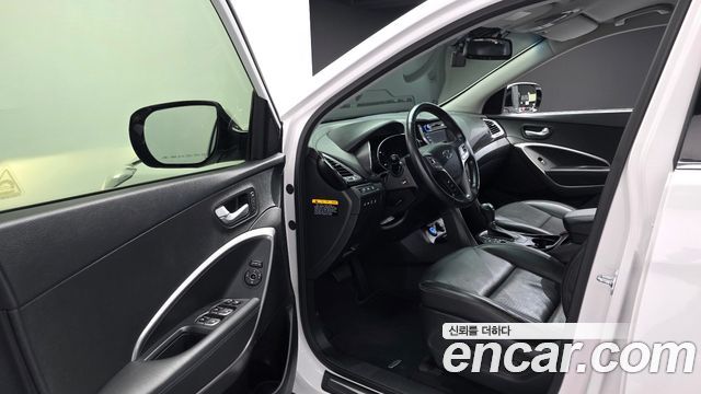 Hyundai Santafe 2014 — photo 11