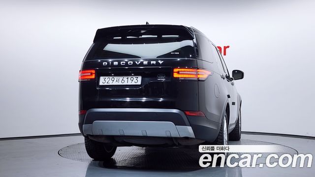 Land Rover Discovery 2019 — photo 4