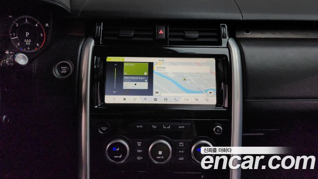 Land Rover Discovery 2019 — photo 15