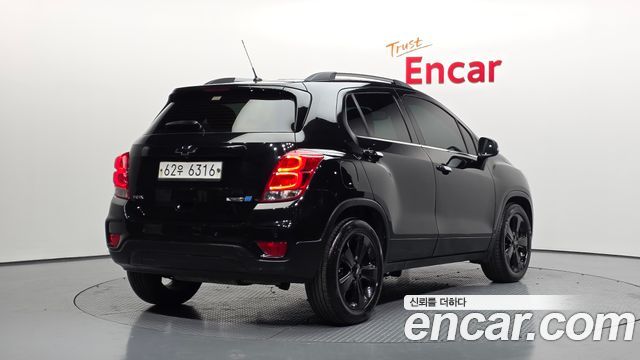 Chevrolet Korea Trax 2018 — photo 2