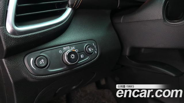 Chevrolet Korea Trax 2018 — photo 17