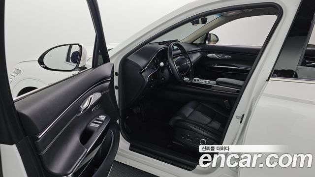 Genesis GV70 2023 — photo 10