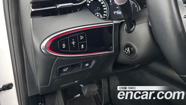 Genesis GV70 2023 — photo 18