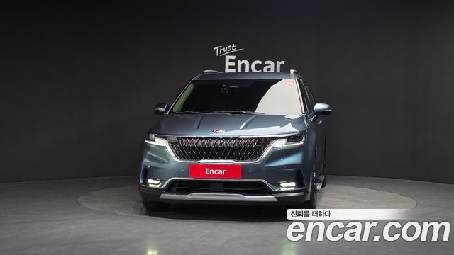 Kia Canival 2021 — photo 3