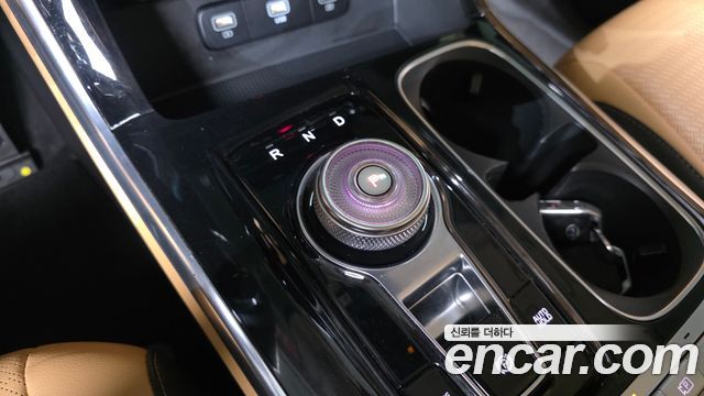 Kia Canival 2021 — photo 9