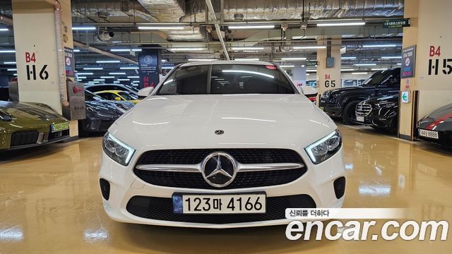 Mercedes-Benz A-Class 2021 — photo 3