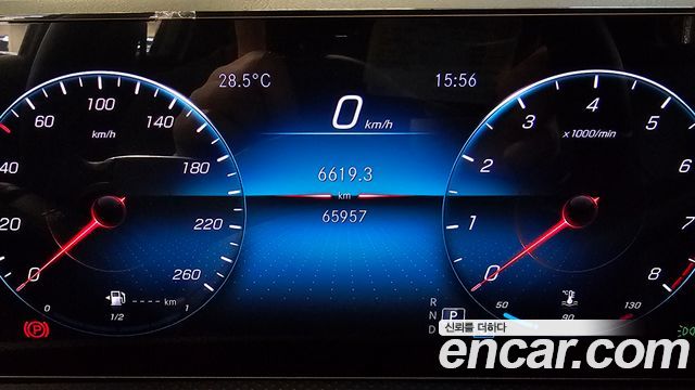 Mercedes-Benz A-Class 2021 — photo 8