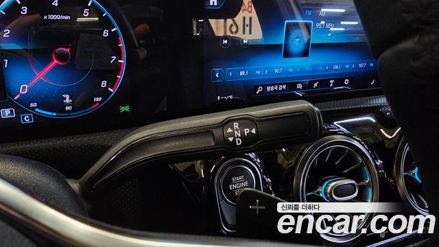 Mercedes-Benz A-Class 2021 — photo 9
