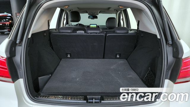 Mercedes-Benz GLE-Class 2016 — photo 20