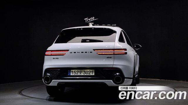 Genesis GV70 2022 — photo 4