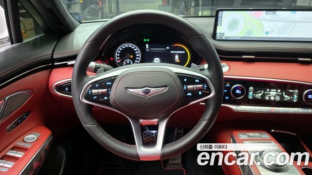 Genesis GV70 2022 — photo 14