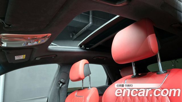 Genesis GV70 2022 — photo 19