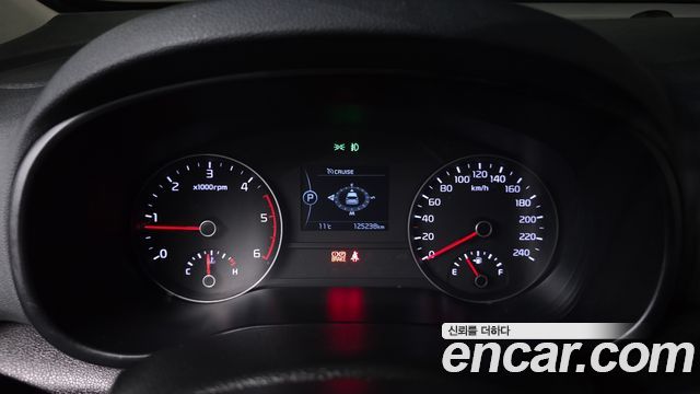 Kia Sportage 2016 — photo 8