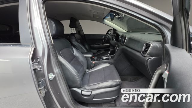 Kia Sportage 2016 — photo 10