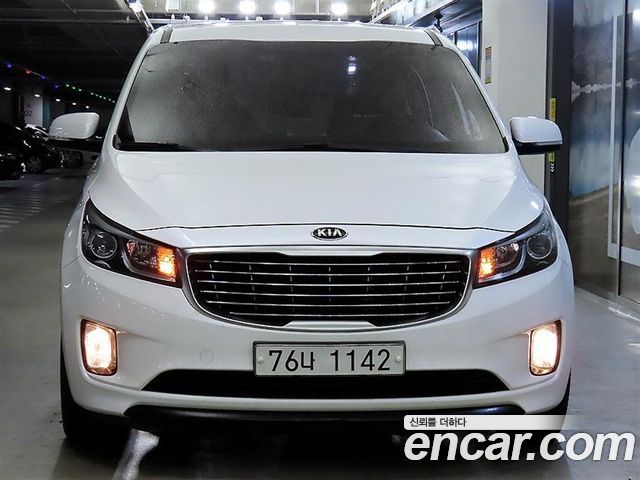 Kia Canival 2017 — photo 3