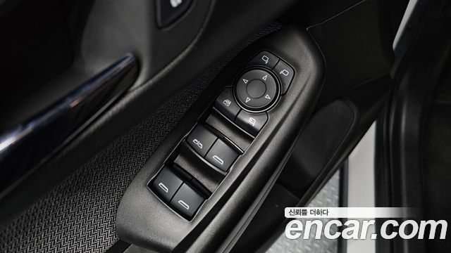 Chevrolet Korea Trailblazer 2022 — photo 12
