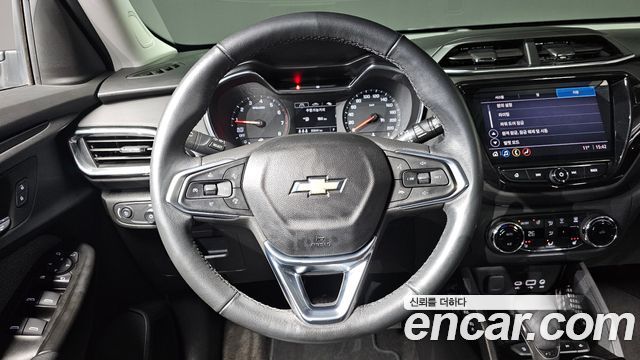 Chevrolet Korea Trailblazer 2022 — photo 14