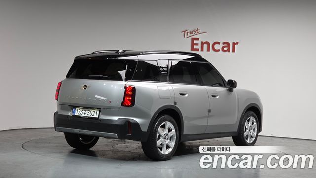 Mini Countryman 2024 — photo 2