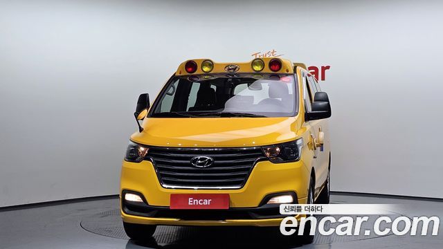 Hyundai Starex 2019 — photo 3
