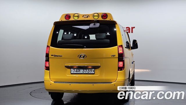 Hyundai Starex 2019 — photo 4