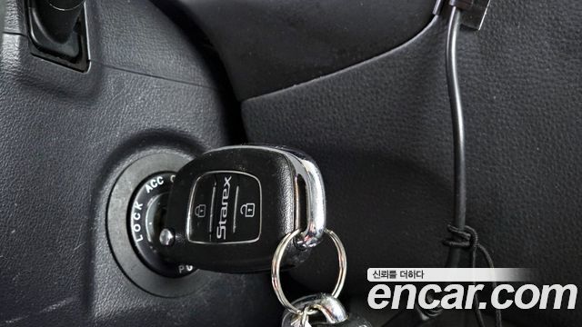 Hyundai Starex 2019 — photo 18