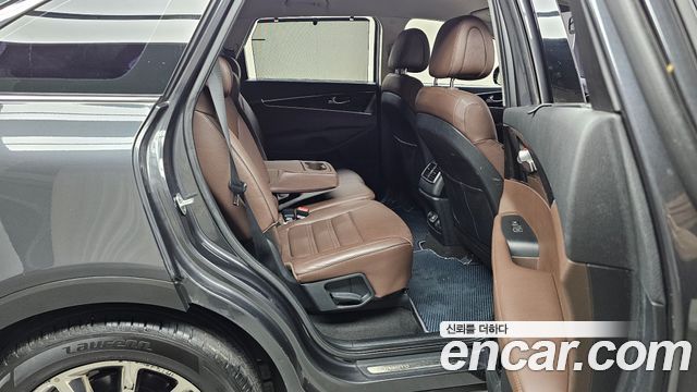 Kia Sorento 2015 — photo 12