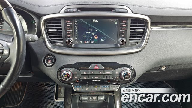 Kia Sorento 2015 — photo 16