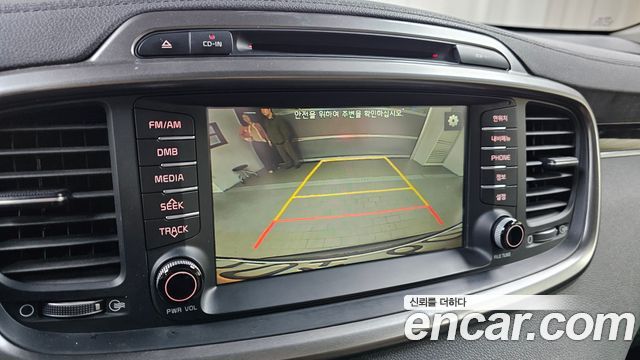 Kia Sorento 2015 — photo 17