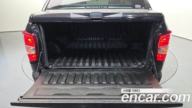 KG Mobility Rexton 2019 — photo 20