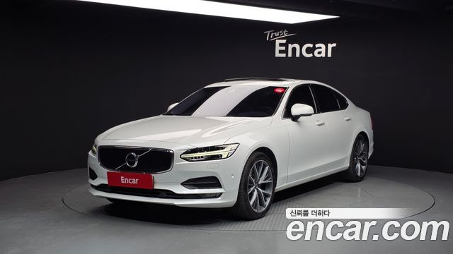 Volvo S90 2017 — photo 1