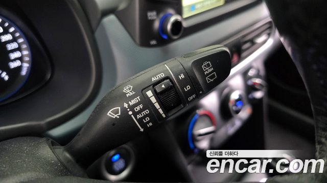 Hyundai Kona 2018 — photo 18